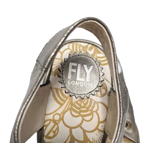 FLY LONDON Ylva Metallic Leather Wedge Sandals 38 - Picture 9 of 13